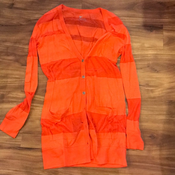 Red/orange button down long sleeved top - Picture 1 of 3